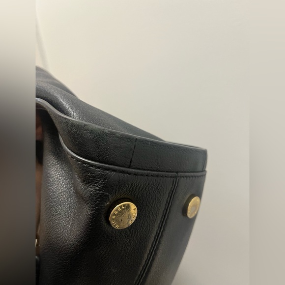 Michael Kors Purse/ Leather - Picture 7 of 8